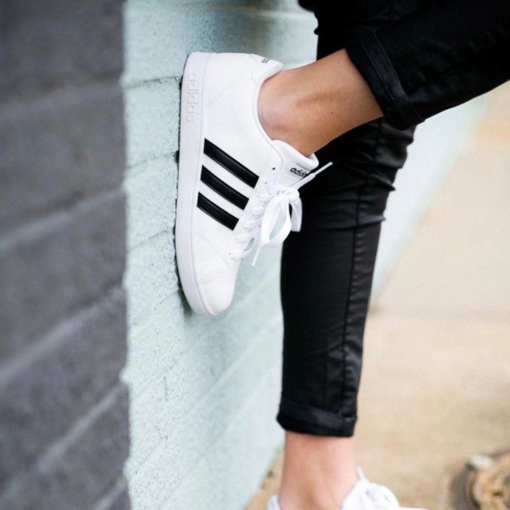 Adidas White Sneakers with Black Three-Stripes - Minimalist Classic